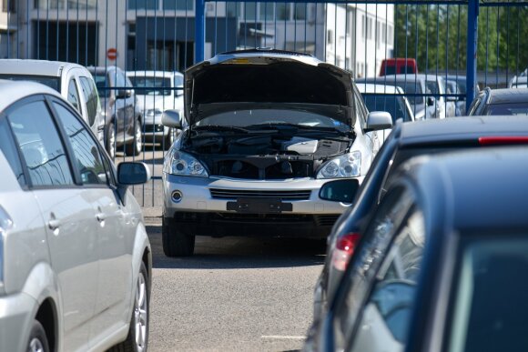 Car market in Panevėžys