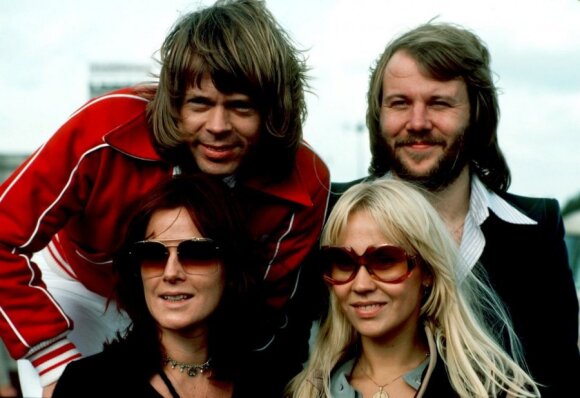 Legendinė „ABBA“: tada ir dabar. Šeiminės dramos, scenos baimė ir sukrauti turtai