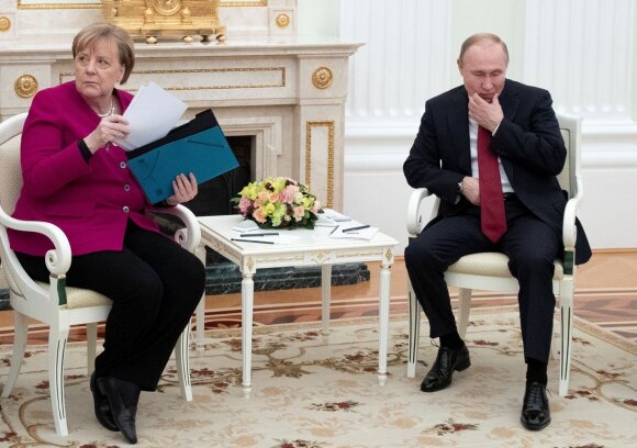 Vladimir Putin, Angela Merkel