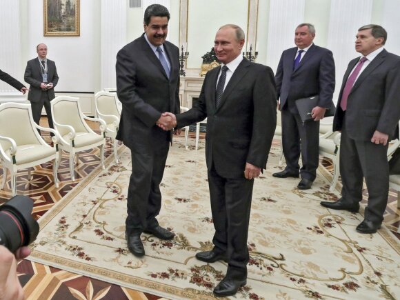 Vladimir Putin, Nicolas Maduro