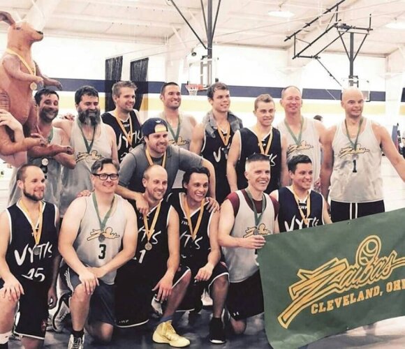 Geelong Vytis players pictured post-match with Cleveland Žaibas Gold after the Australian side took out the SALFASS Division C title 61-58.