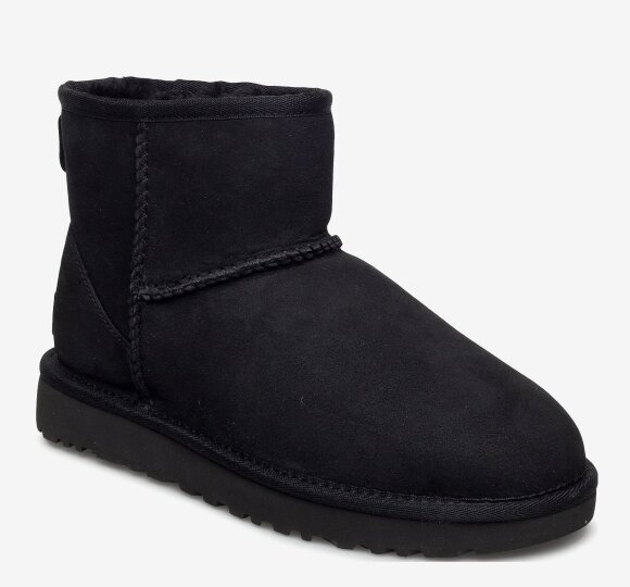 Žieminiai batai už ypatingą kainą – Boozt.com skelbia „juodojo penktadienio“ išpardavimą