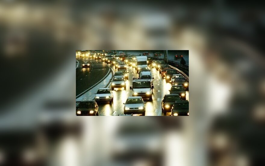 Lapkričio penktadienių pavakarės – pavojingiausias laikas vairuotojams