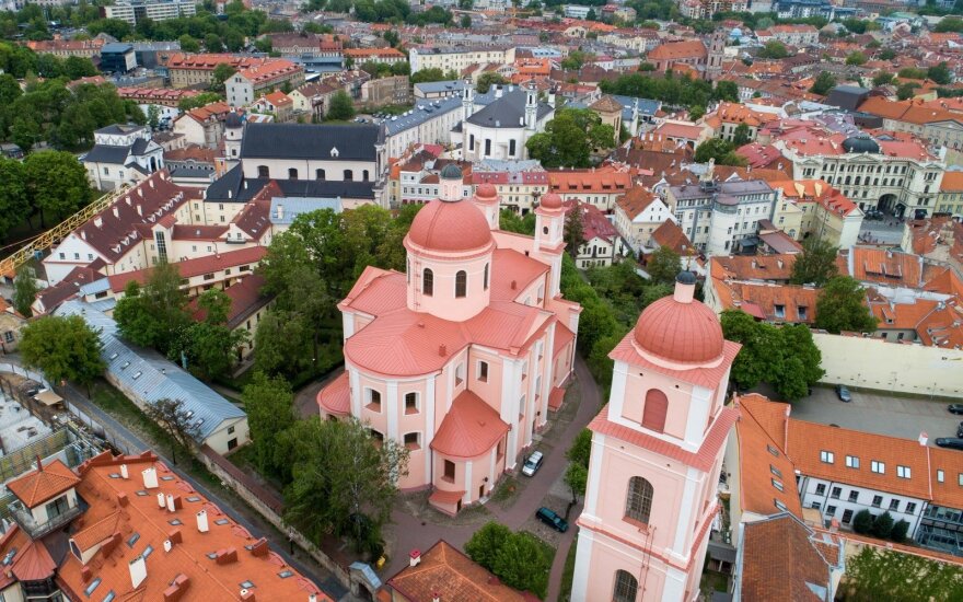 Vilniaus širdyje didingi pastatai sujungti trilerį primenančia istorija: kankinių paslaptis, nedavusi ramybės daugiau nei šimtmetį