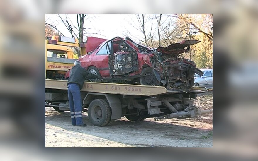 Naujos nutemptų automobilių saugojimo sąlygos papiktino verslininkus