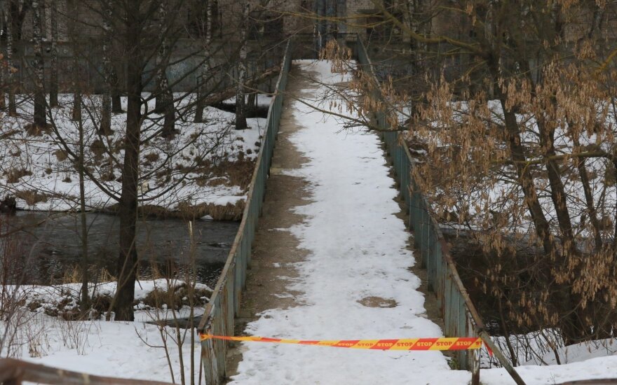 Vilnelėje ugniagesių narai surado nužudytos 17-metės kūną