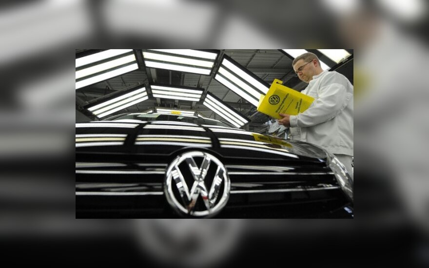 „Volkswagen“ iki 2018 m. ketina 3 kartus padidinti pardavimus Kinijoje
