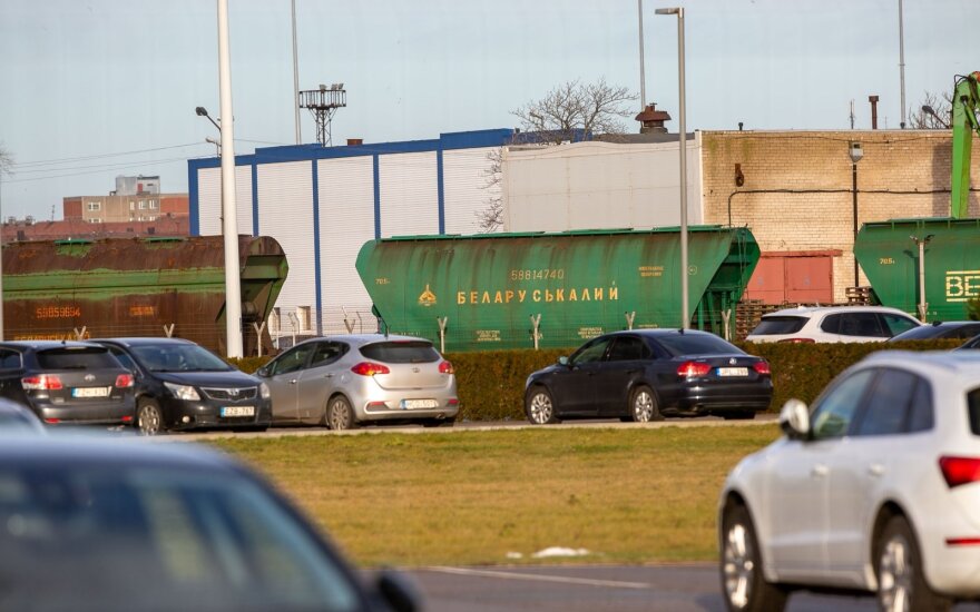 Klaipeda worried about job cuts and drop in cargo traffic due to halt in Belaruskali transit
