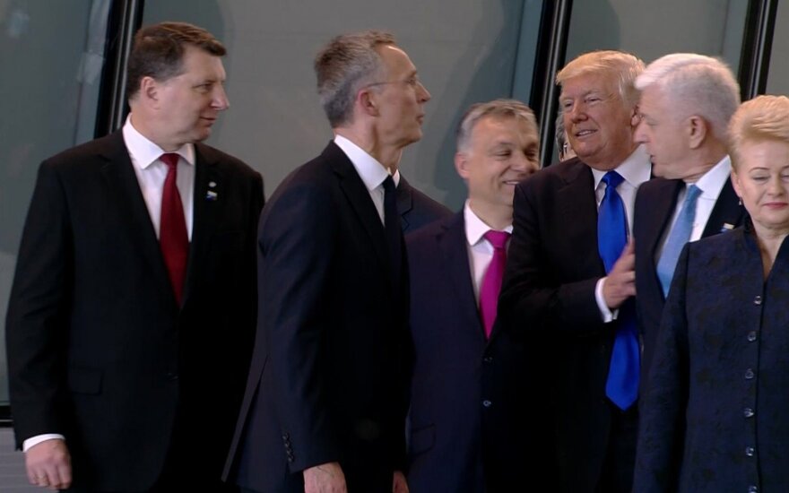 D. Trumpas NATO viršūnių susitikime