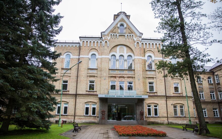 Turto bankas rugsėjį pakartotinai pardavinės Vilniaus psichiatrijos ligoninės pastatą