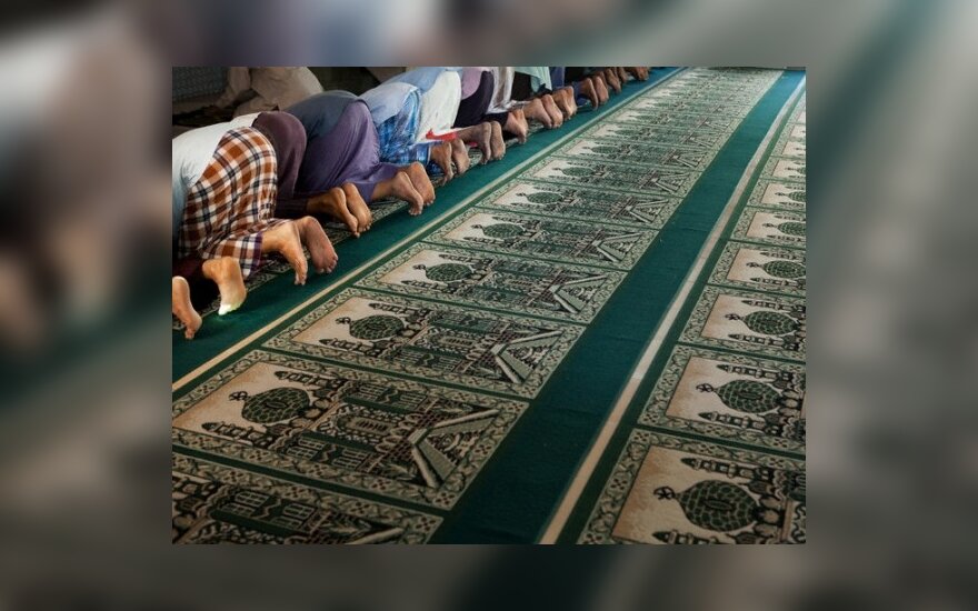 Aukšto rango žydų rabinas teigia, jog Europa rizikuoja būti „nustelbta“ islamo