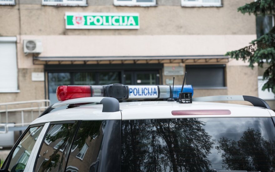 Už prostituciją nubausti du užsienio piliečiai: ispanė ir brazilas paslaugas teikė bute Klaipėdoje