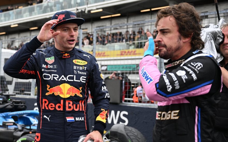 Maxas Verstappenas ir Fernando Alonso