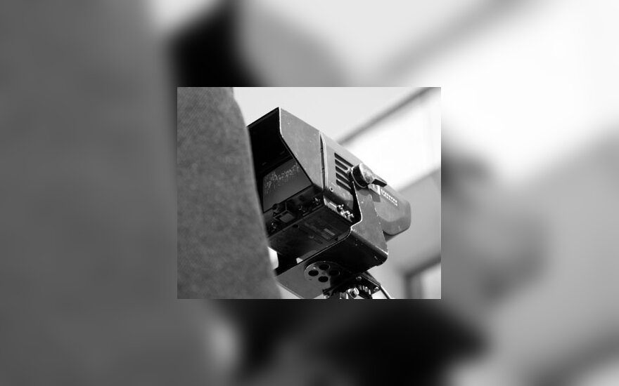 Žurnalistai, žiniasklaida, media, filmavimo kamera