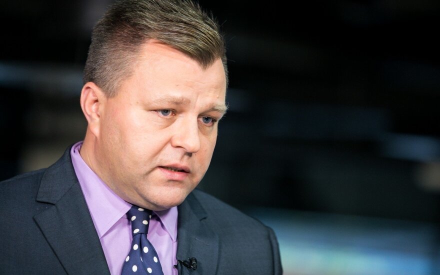 Mantas Adomėnas. Laurynas Peluritis. Pakeliui į nelaisvę Lietuva