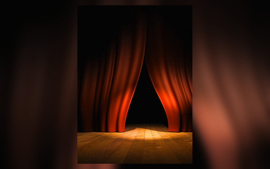 Teatras, scena, pasirodymas