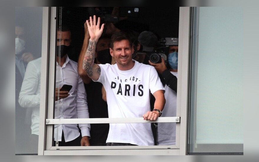 Lionelis Messi atskrido iš Barselonos į Paryžių