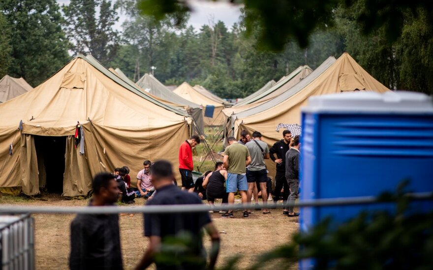 Lithuania to limit places for accepting asylum requests under extreme situation