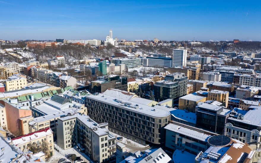 Ragina atsigręžti į atsigaunantį Lietuvos miestą: paskaičiavo, per kiek laiko čia atsiperka būstas nuomai ir kiek galima uždirbti