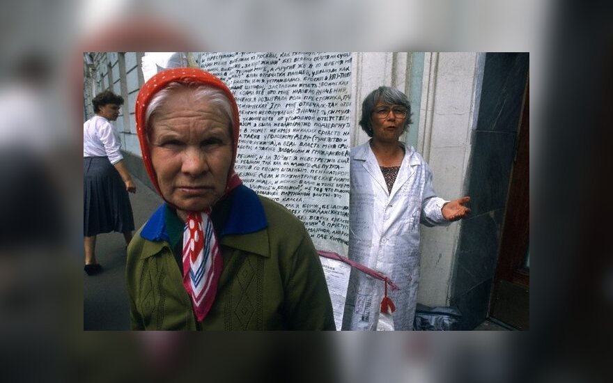 Ukraina pailgino moterų pensinį amžių iki 60 metų