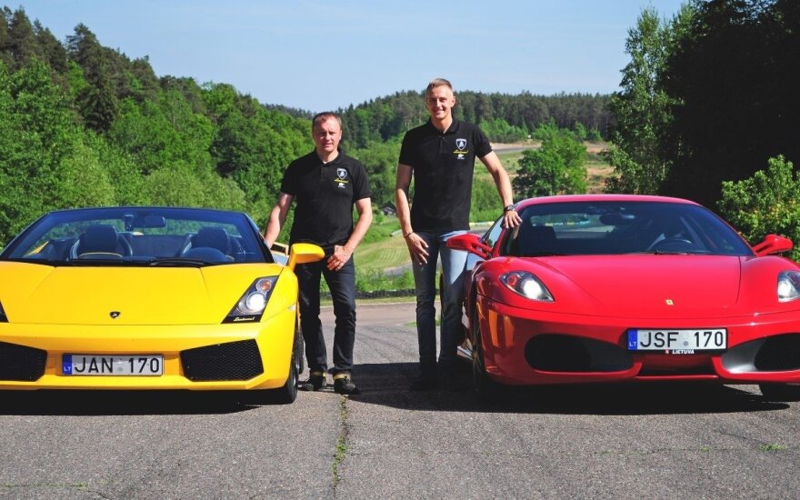 Lenktynininkai palygino „Ferrari“ ir „Lamborghini“: abu nepakartojami, bet skirtingi