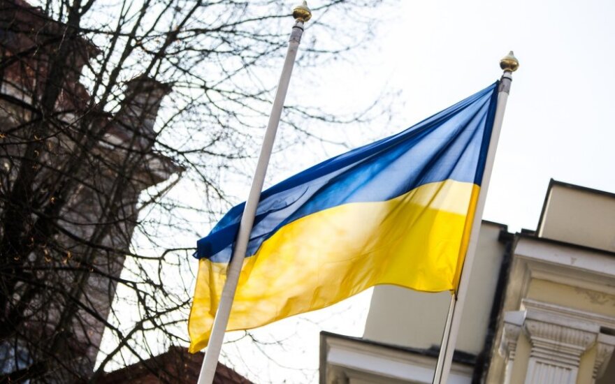  Ukrainos vėliavą išniekinusiam vyrui skirta lygtinė laisvės atėmimo bausmė