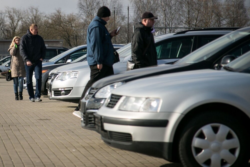 Marijampolės automobilių turgaus prekeiviai: neliko pagrindinio pirkėjo