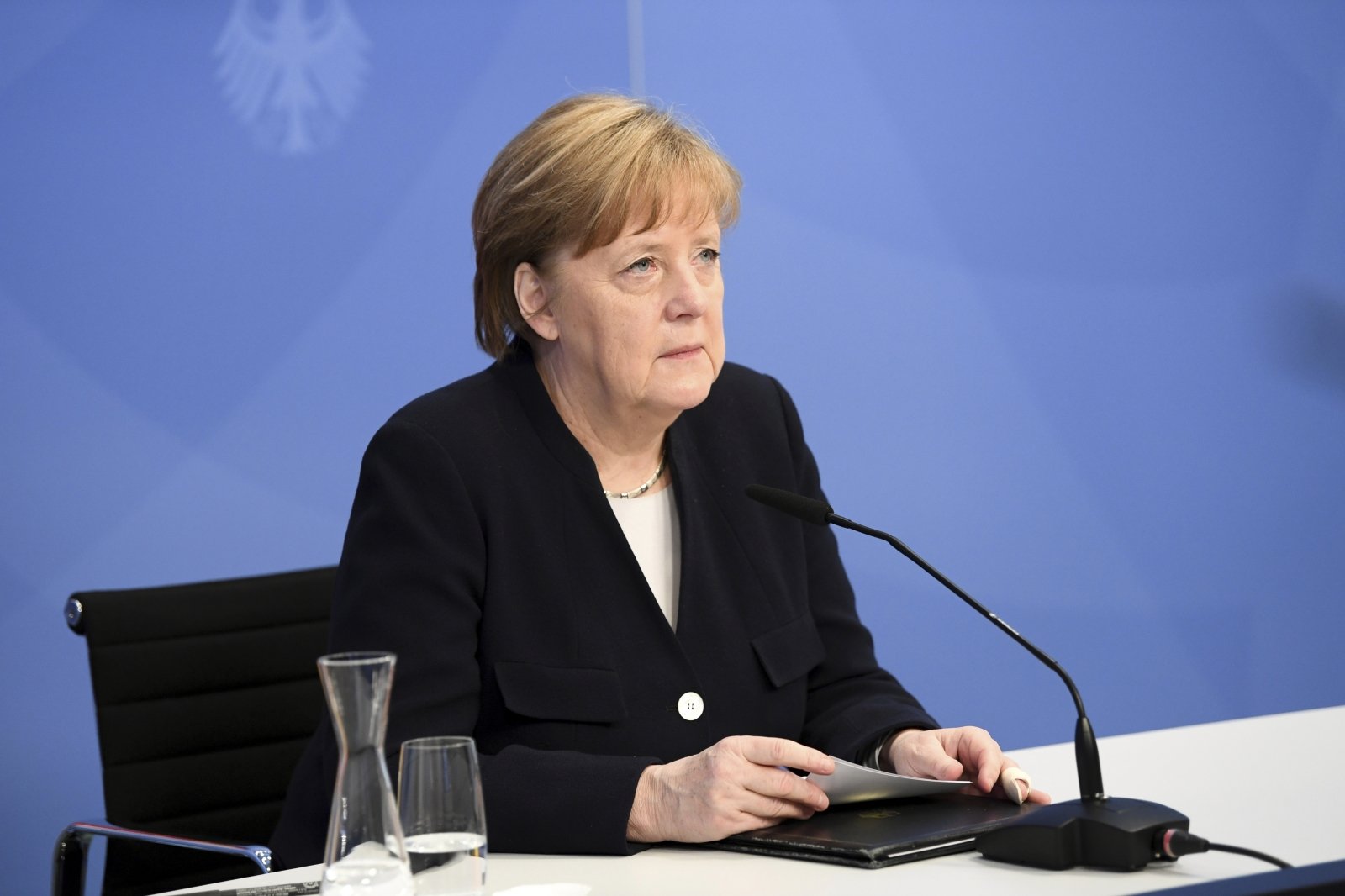Merkel: Kinijos ir ES investicijų susitarimas, nepaisant ...
