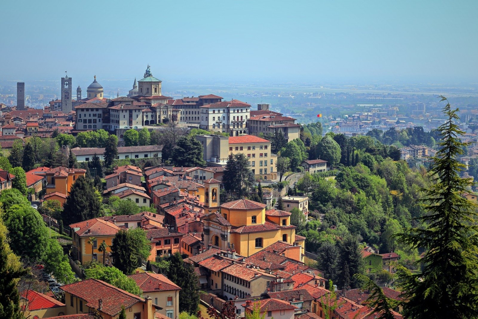 Darbo pasiūlymai namuose bergamo mieste, Bergamo dirba namuose