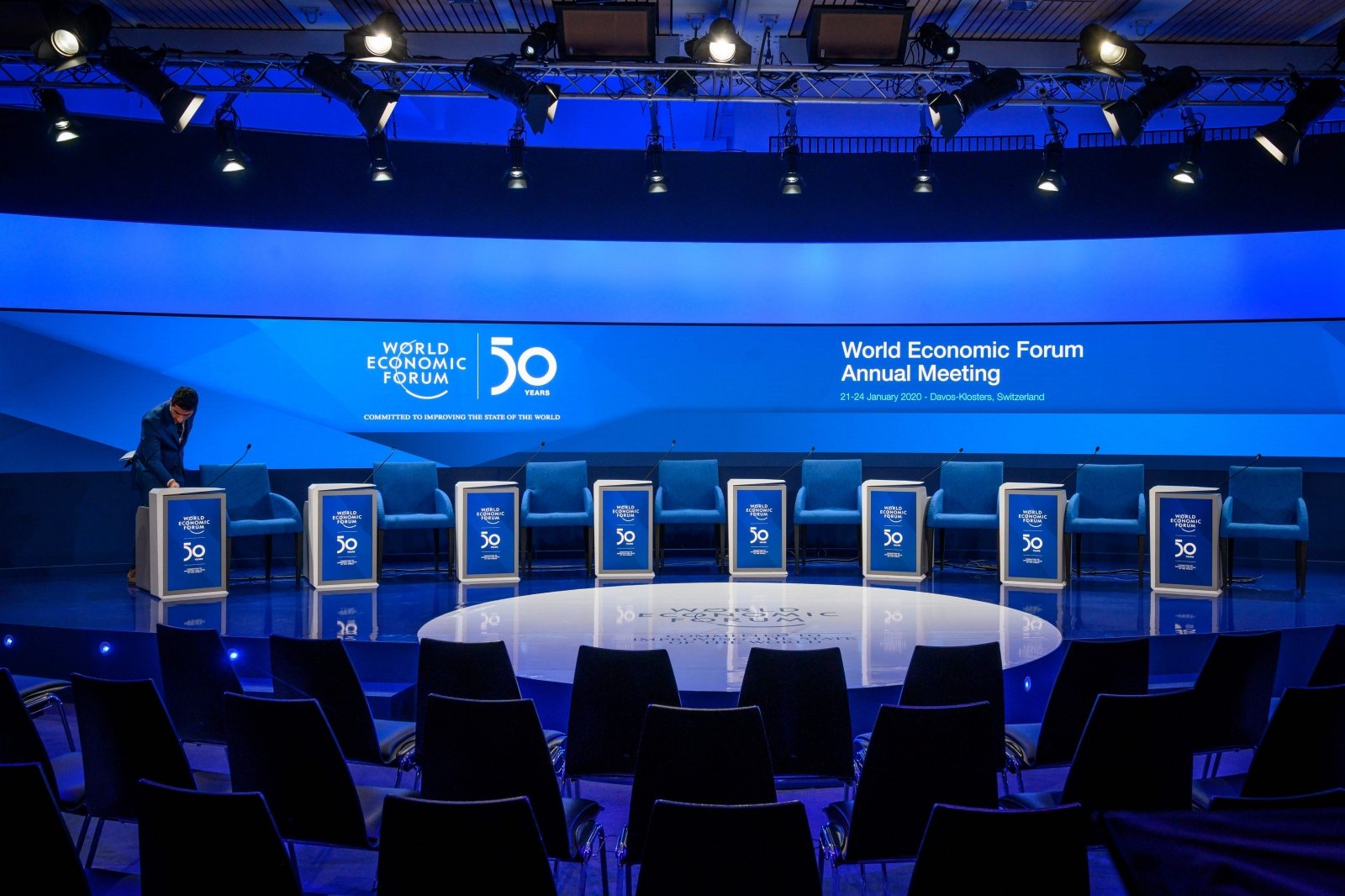Pasaulio elitas grįžta į Davosą: Rusijai dalyvauti uždrausta