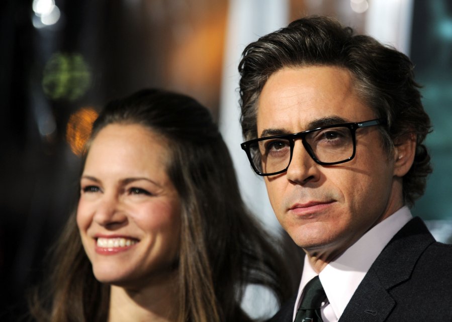 Robert Downey Jr Su Zmona Susilaukė Naujagimio Delfi Veidai