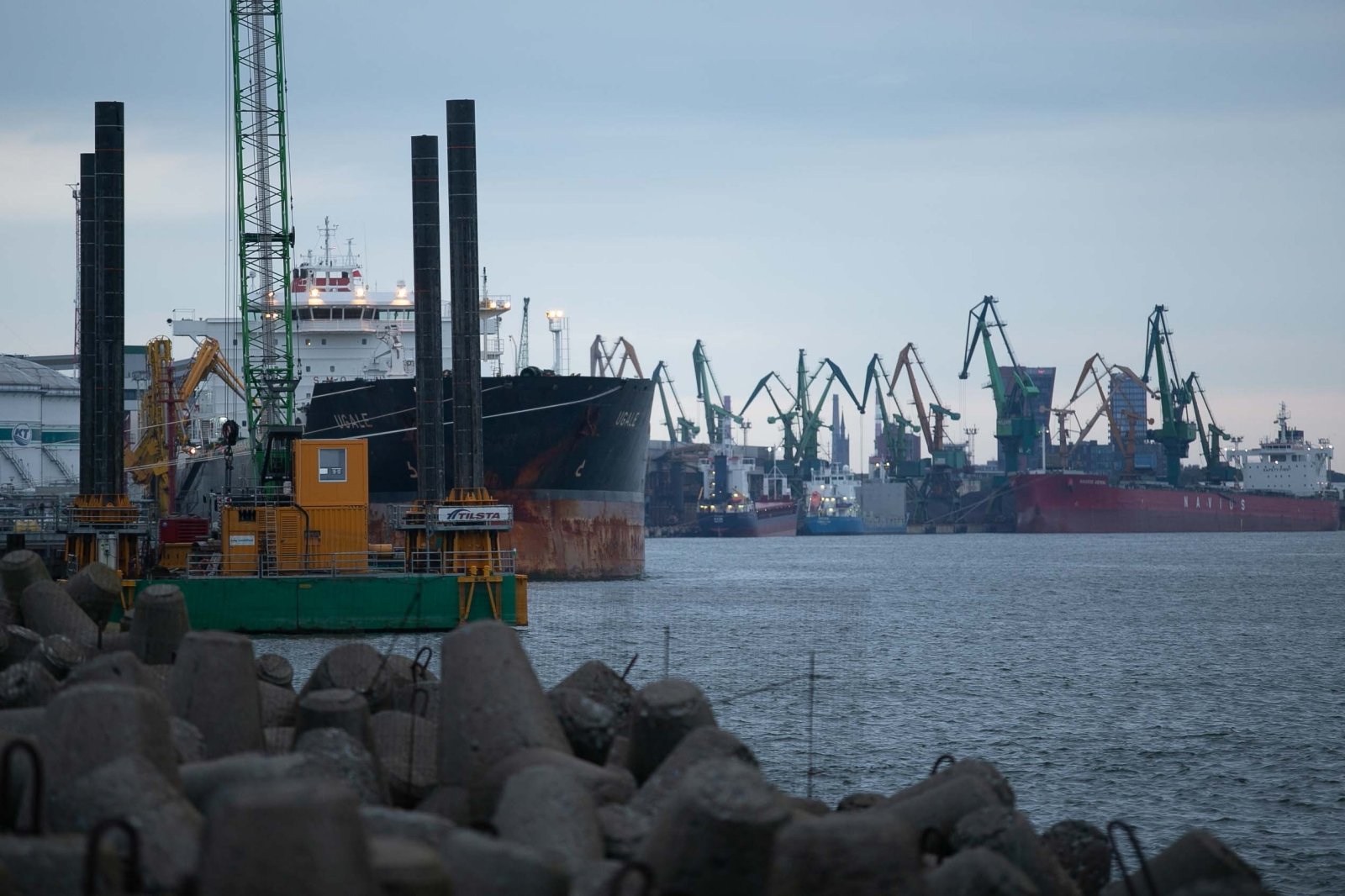 Port w Kłajpedzie twierdzi, że transport ukraińskiego zboża przez Polskę jest nieefektywny