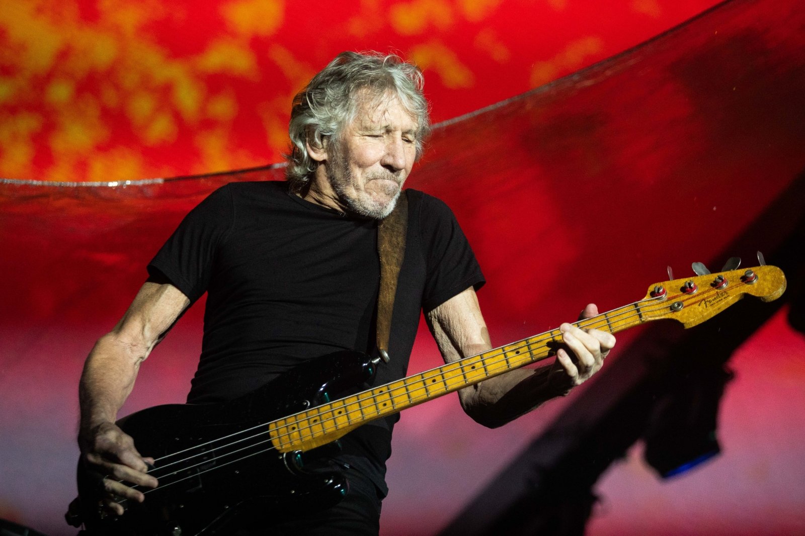Come la leggenda dei Pink Floyd Roger Waters è diventata un “utile idiota” per la propaganda del Cremlino