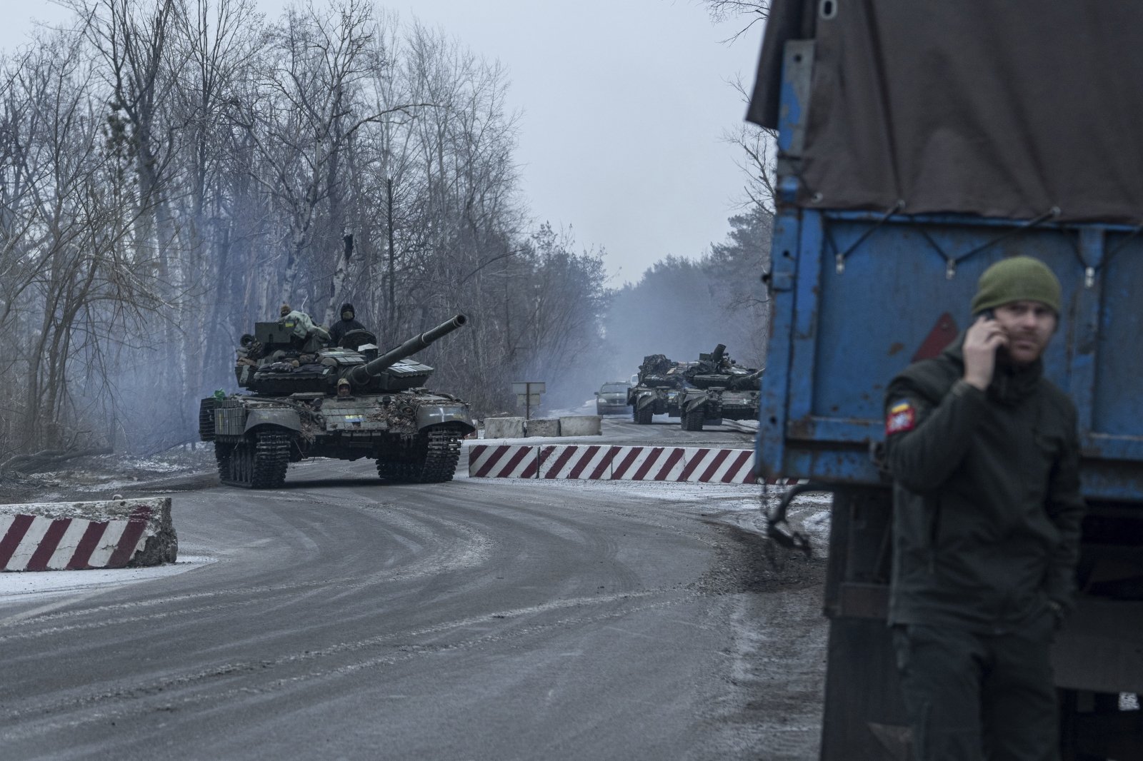 Luhansko srityje persigandę kolaborantai traukiasi tolyn nuo fronto linijos