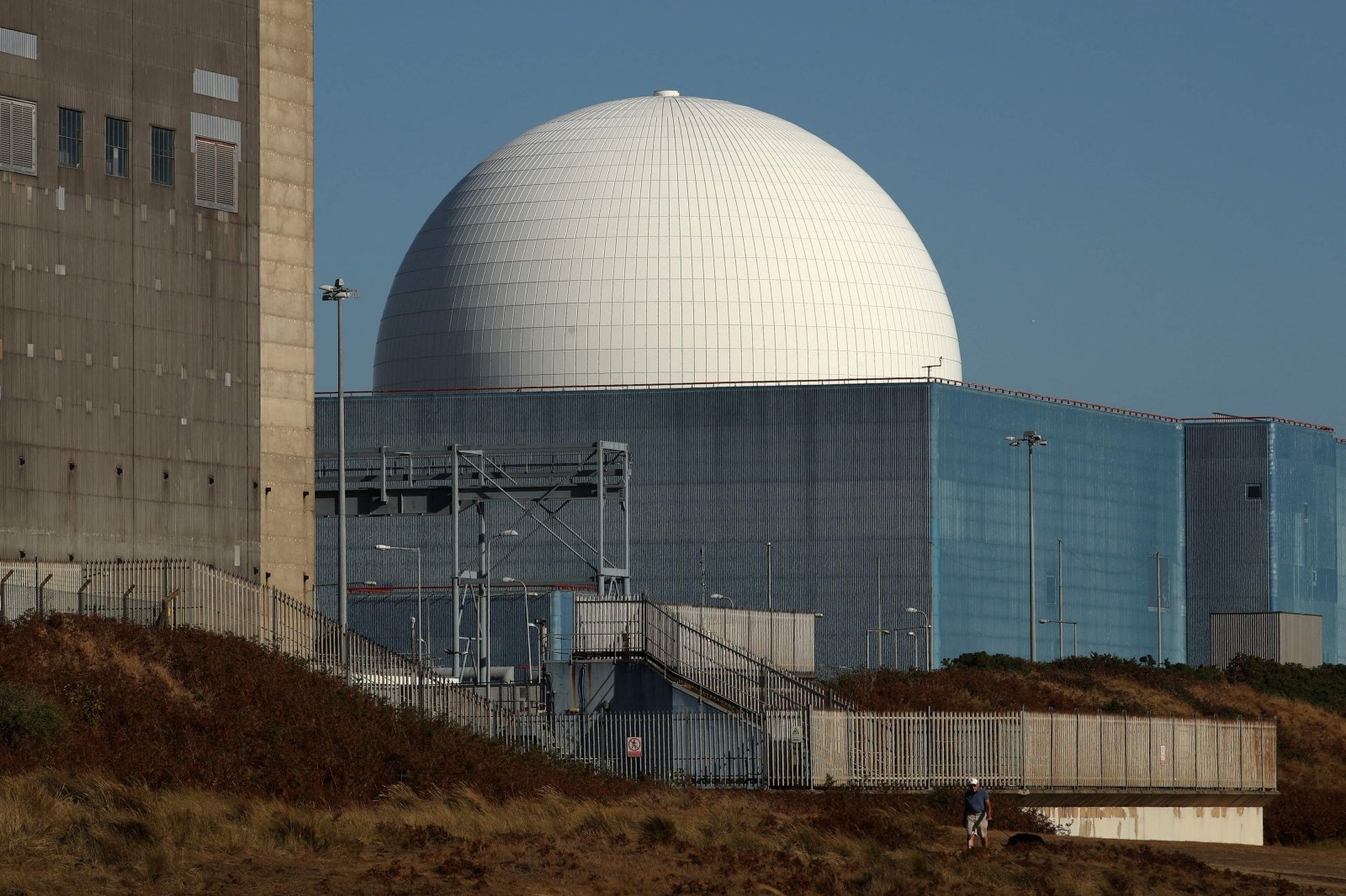 JK pašalino Kiniją iš naujos atominės elektrinės statybos